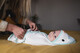 منشفة لف سبلاش تايم للأطفال حديثي الولادة حتى 6 أشهر من تومي تيبي - أزرق image number 5